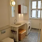 Rent A 2*