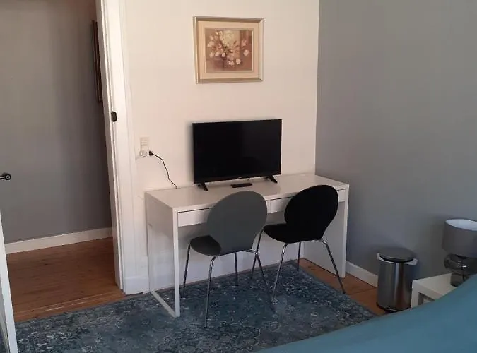 Pensión Rent A 2*