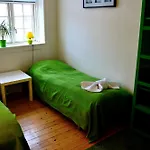 Rent A 2*