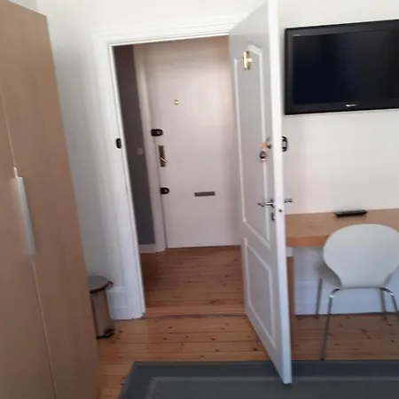Rent A Copenhagen-no Bikes Friendly 2*
